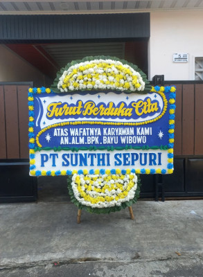Papan Bunga Duka di Tanjung Selamat